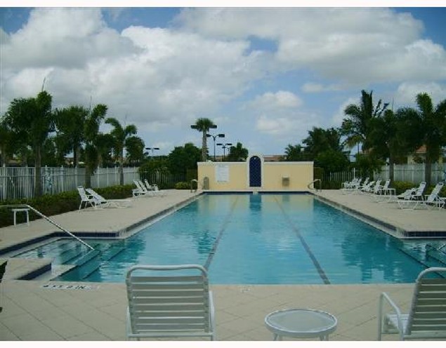 VillageWalk Lap Pool