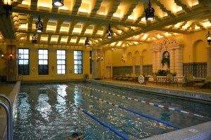 Intercontinental Chicago Pool. Photo by Gregory Holder.
